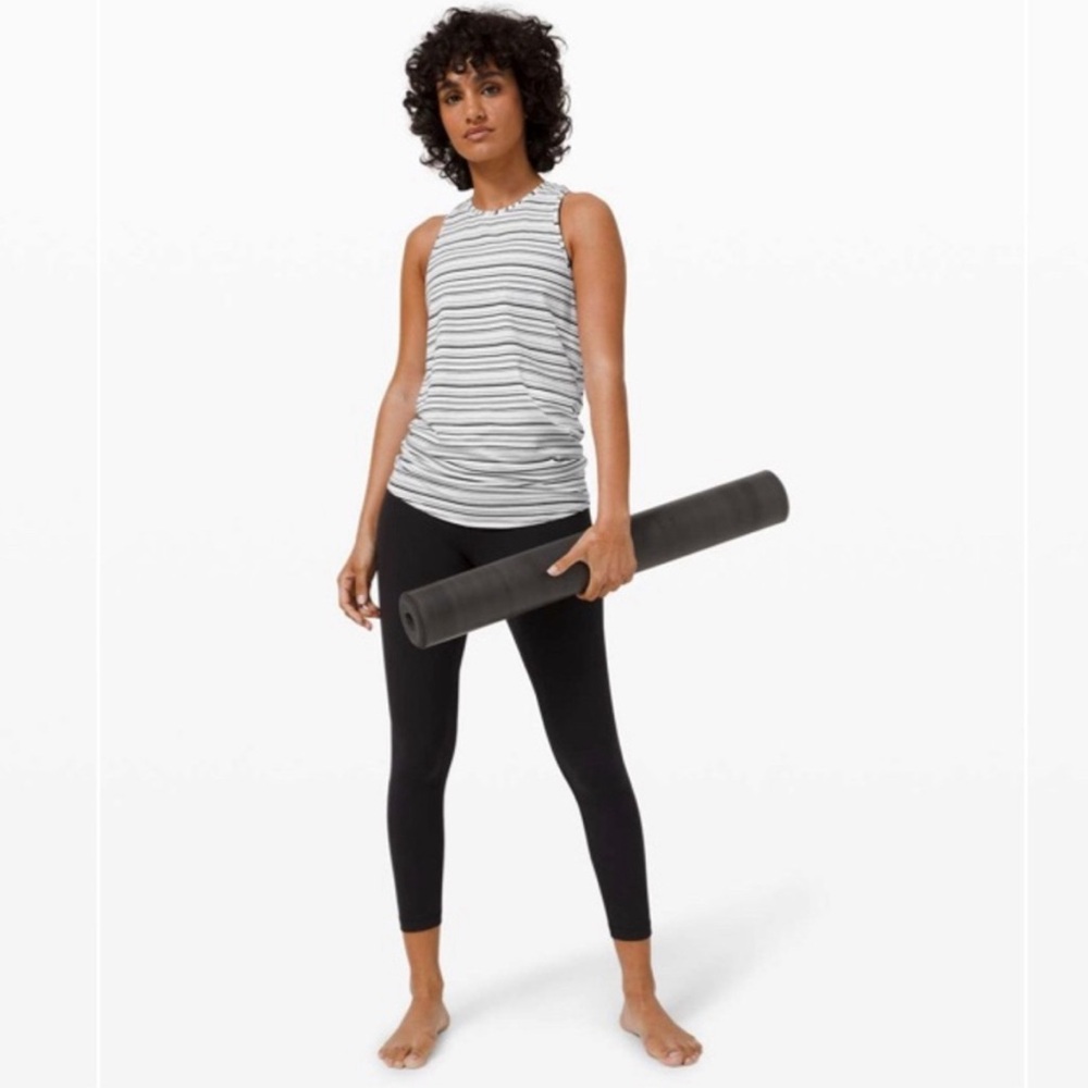 Lululemon All Tied Up Tank Size 8